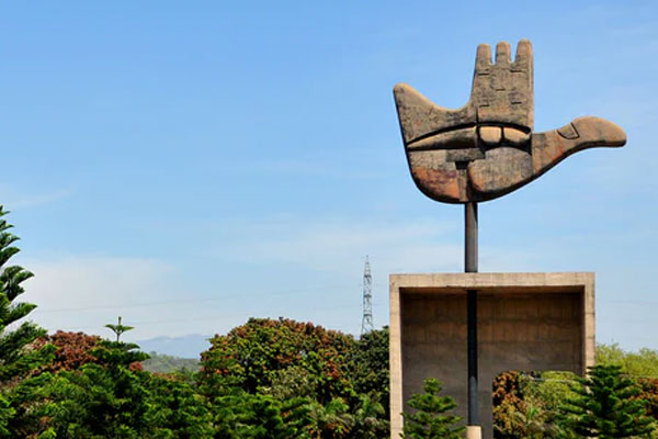 Taxi from Delhi to Haridwar